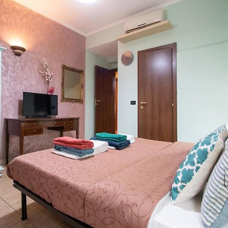 B&B Colorful Suite Yard Ρώμη Εξωτερικό φωτογραφία